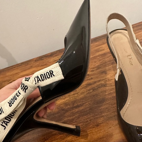 Dior J’adior Slindback Pumps in Patent Leather AVAILABLE TILL 06/01 - Picture 10 of 10